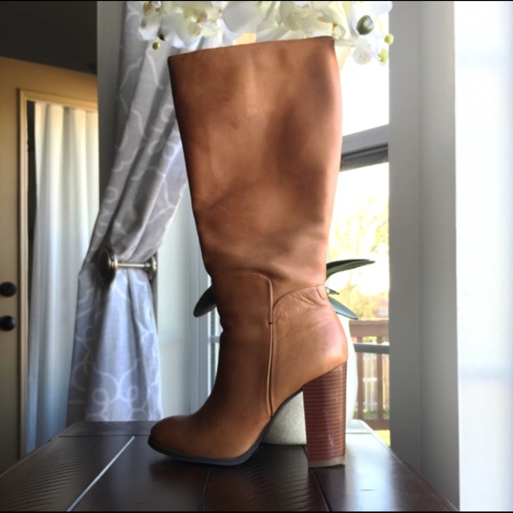 Liz & Co high heel boots, camel color. Size 7 M.
